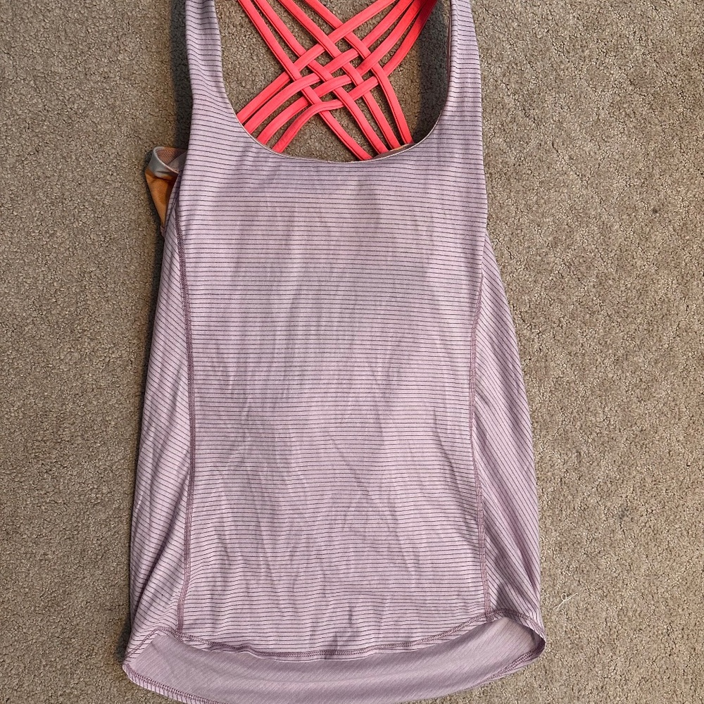 Lululemon tank top and sports bra
